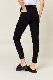 {ONLINE ONLY}Judy Blue Black Distressed Tummy Control Skinny Jeans