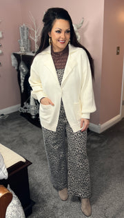 {PREORDER} Creamy & Dreamy Notch Lapel Sweater Cardigan (S-2X)