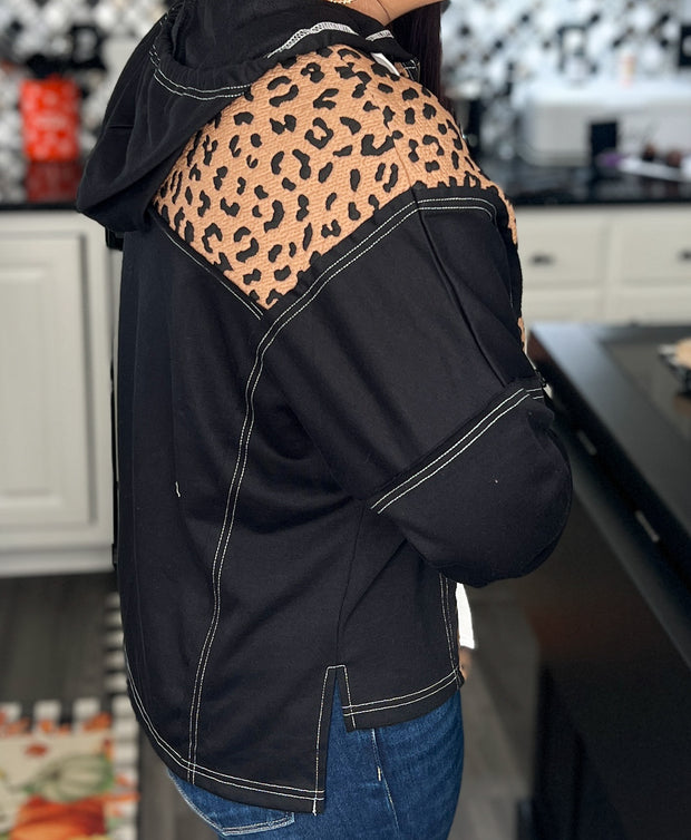 {PREORDER} Leopard Contrast Half Zip Hoodie