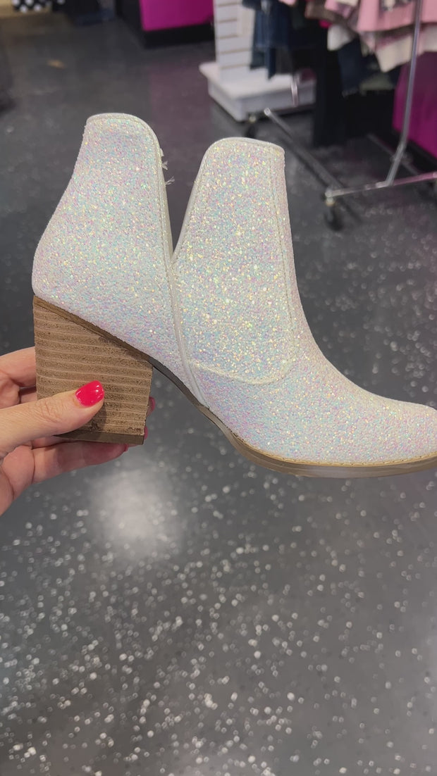 Not Rated Fiera Iridescent White Glitter Booties