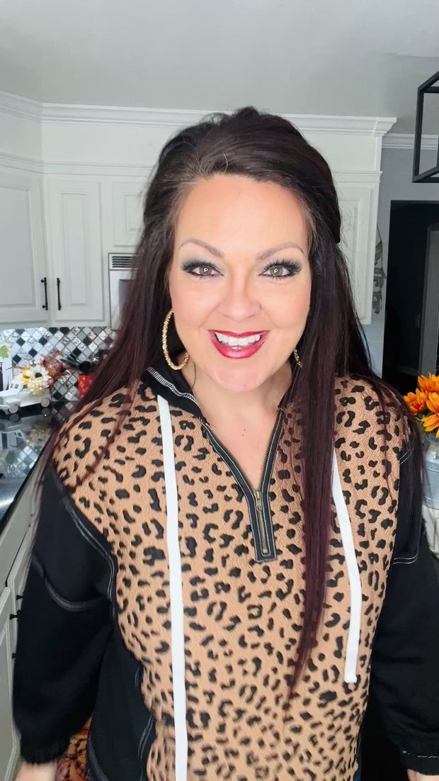 {PREORDER} Leopard Contrast Half Zip Hoodie