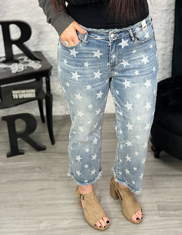 Judy Blue Star Cropped Straight Leg Jeans (8181409579301)