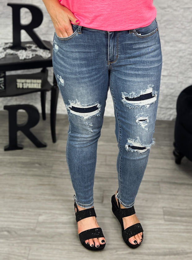 Judy Blue Patched Relaxed Fit Jeans